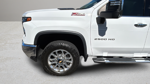 Used 2024 Chevrolet Silverado 2500 LTZ w/ LTZ Premium Package AWD/4WD image 41