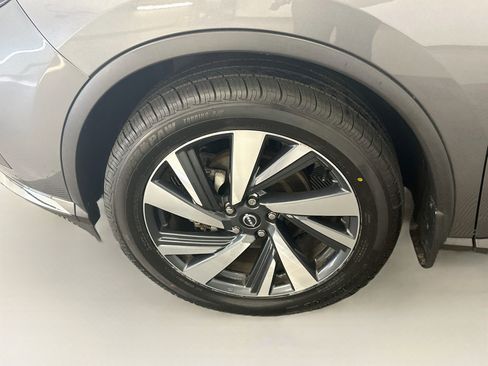 Used 2024 Nissan Murano SL AWD/4WD image 11