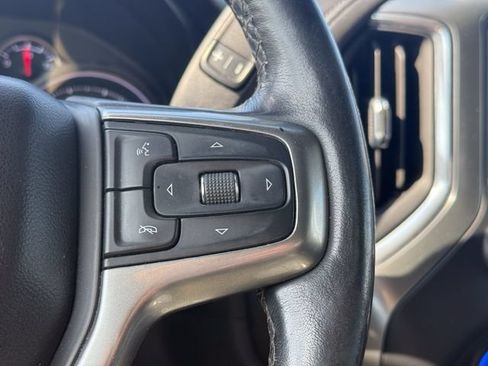 Used 2021 Chevrolet Silverado 1500 LT AWD/4WD image 23