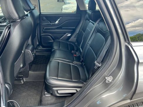 Used 2024 Lincoln Corsair AWD image 27