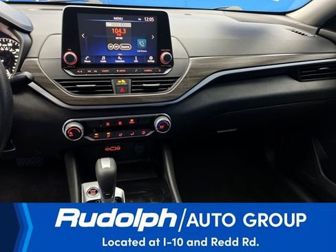 Used 2024 Nissan Altima 2.5 SV image 17