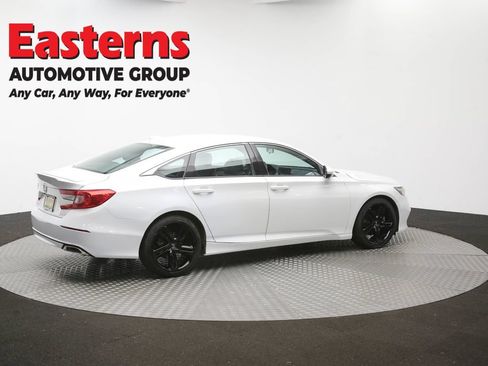 Used 2018 Honda Accord Sport image 36