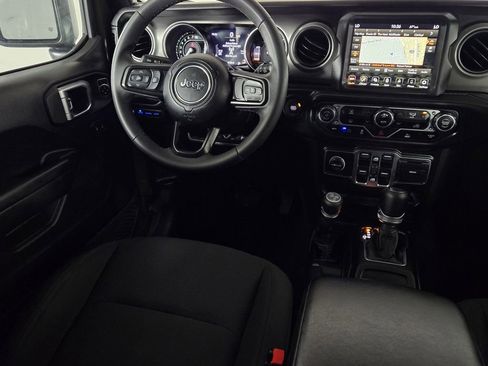 Used 2023 Jeep Wrangler Unlimited w/ 8.4" Radio Group image 8