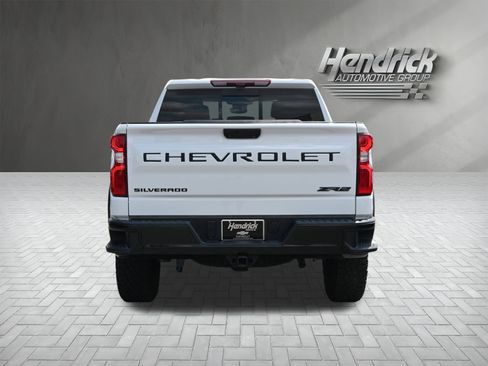 Used 2024 Chevrolet Silverado 1500 ZR2 w/ Technology Package image 10