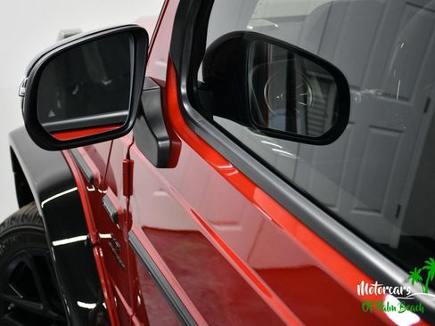 Used 2025 Mercedes-Benz G 63 AMG 4MATIC image 13