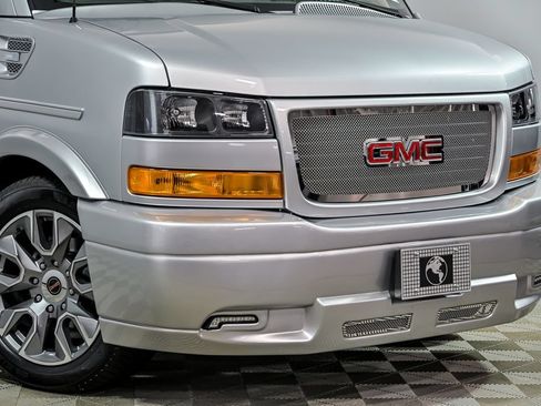 New 2026 GMC Savana 2500 w/ Driver Convenience Package RWD image 2