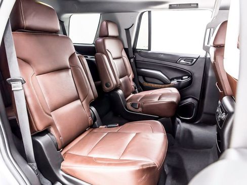 Used 2019 Chevrolet Tahoe Premier w/ Premier Plus Edition image 33