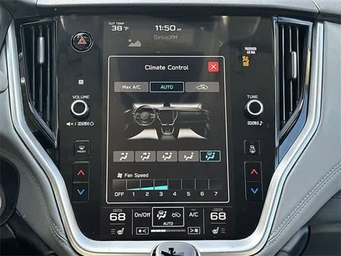 Used 2022 Subaru Outback Premium image 14