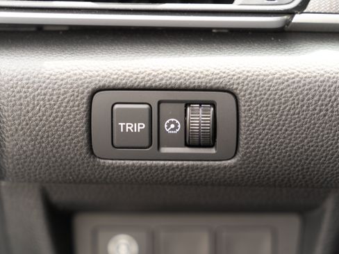 Used 2018 Honda Accord Sport image 16