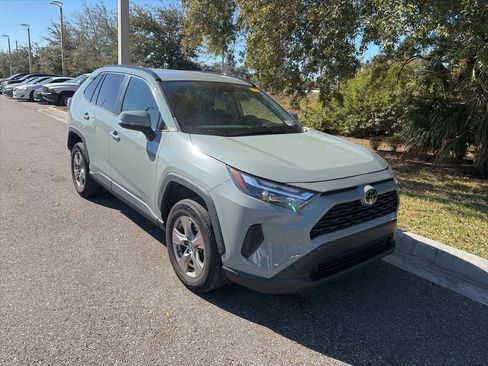 Used 2023 Toyota RAV4 XLE image 4