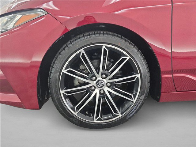 Used 2019 Toyota Avalon Touring FWD image 28