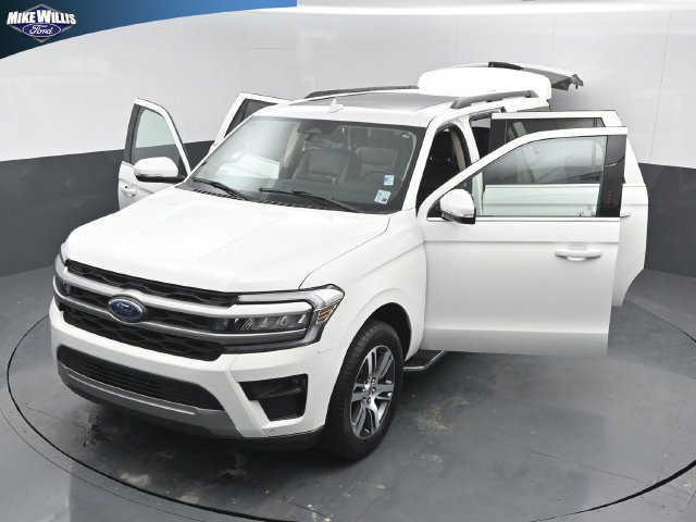 Certified 2023 Ford Expedition Max XLT RWD image 26