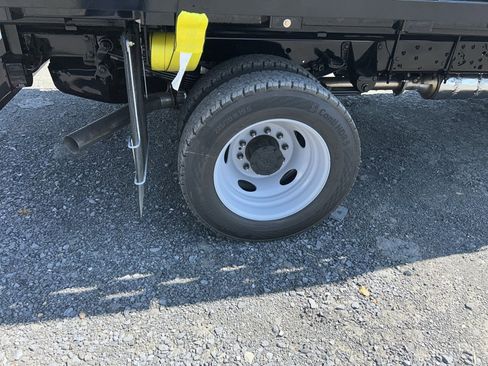 New 2024 Ford F550 4x4 Regular Cab Super Duty image 19