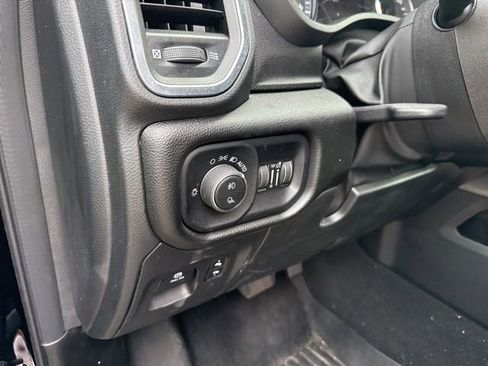 Used 2025 RAM 1500 Big Horn AWD/4WD image 20