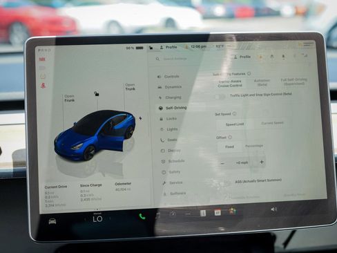 Used 2023 Tesla Model 3 Standard Range RWD image 13