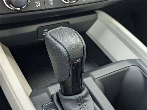 New 2025 Honda Accord SE image 12