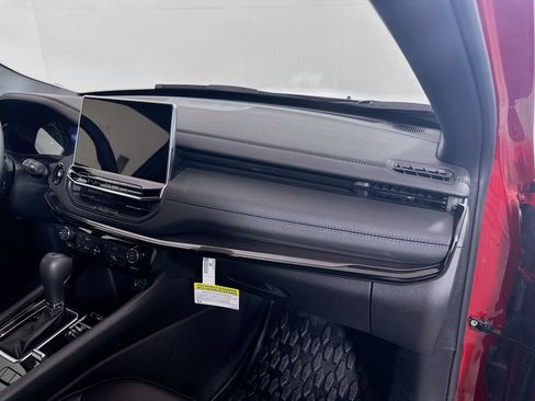 New 2026 Jeep Compass Latitude AWD/4WD image 29