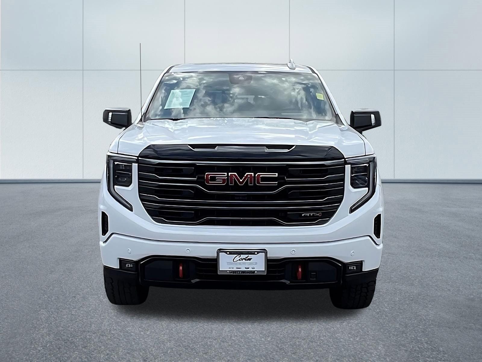 Used 2025 GMC Sierra 1500 AT4 w/ Technology Package AWD/4WD image 2