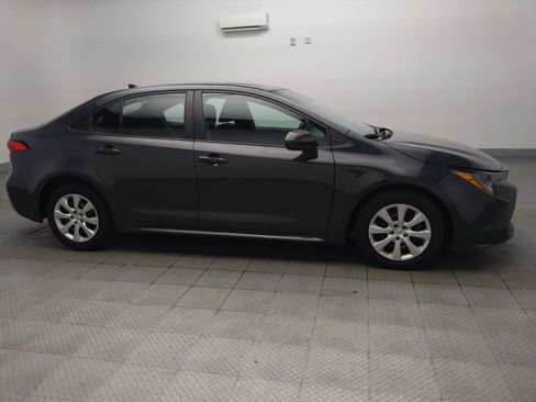 Used 2024 Toyota Corolla LE FWD image 11