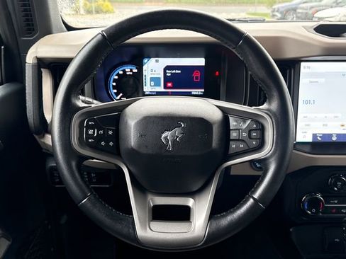 Used 2023 Ford Bronco Wildtrak AWD/4WD image 14