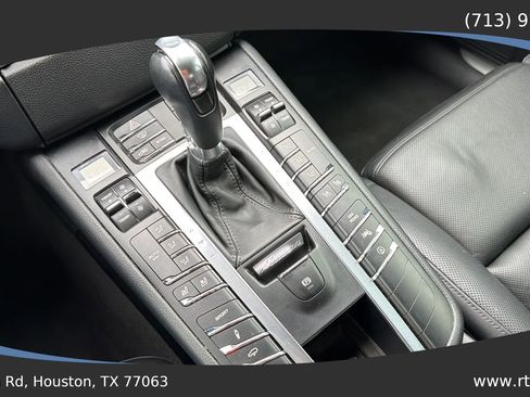 Used 2015 Porsche Macan Turbo AWD/4WD image 49