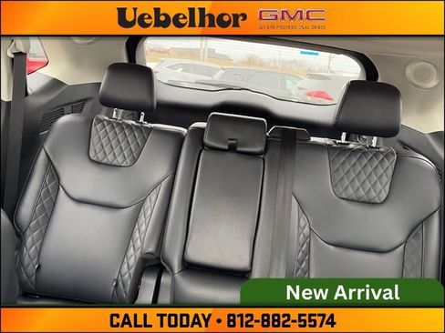Used 2024 Ford Edge Titanium image 25