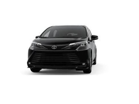 New 2026 Toyota Sienna XLE image 18