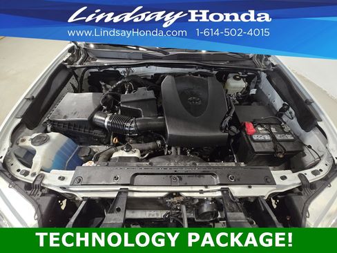 Used 2020 Toyota Tacoma TRD Off-Road w/ Technology Package image 23