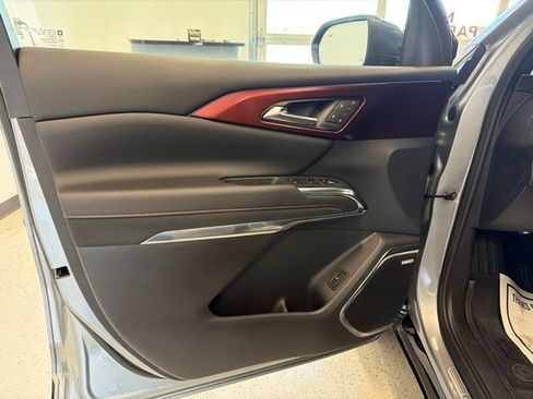 Used 2026 Chevrolet Traverse RS w/ LPO, Floor Liner Package AWD/4WD image 47