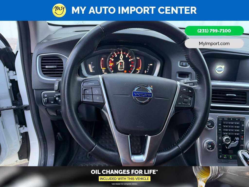 Used 2017 Volvo V60 T5 Cross Country w/ Convenience Package AWD/4WD image 9