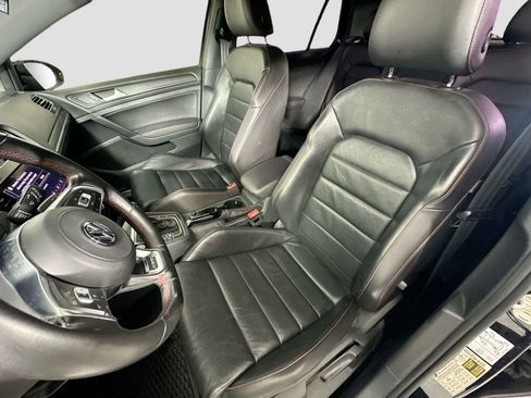 Used 2021 Volkswagen GTI SE image 20