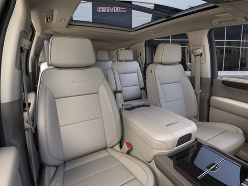 New 2026 GMC Yukon Denali image 16