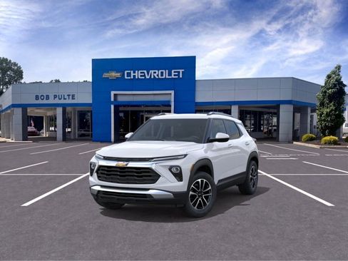 New 2026 Chevrolet TrailBlazer LT w/ Convenience Package FWD image 8