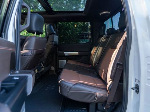 Used 2023 Ford F250 King Ranch w/ Chrome Package image 28