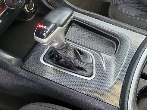 Used 2016 Dodge Charger SXT w/ Navigation & Travel Group RWD image 13