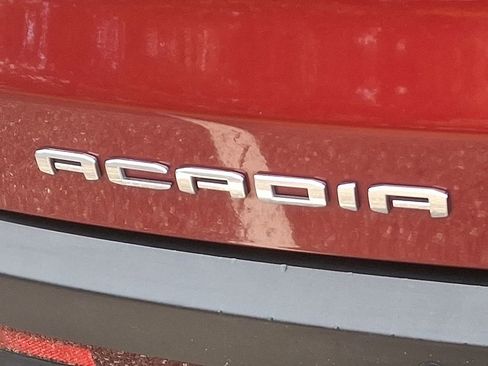 Certified 2023 GMC Acadia SLE image 30