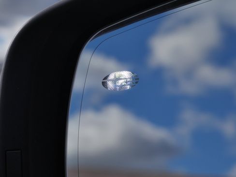 Used 2023 Subaru Forester Premium image 37