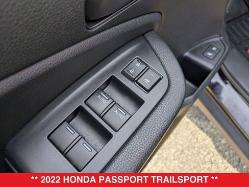 Used 2022 Honda Passport TrailSport image 12
