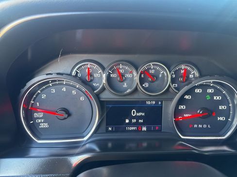 Used 2019 Chevrolet Silverado 1500 LT w/ Texas Edition image 22