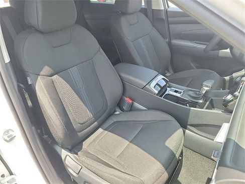 New 2025 Hyundai Tucson SEL image 14