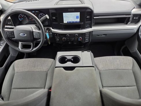 Certified 2025 Ford F250 XLT AWD/4WD image 9