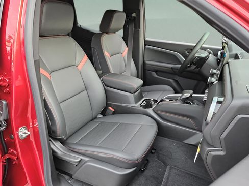 New 2026 Chevrolet Colorado Z71 w/ Technology Package image 11