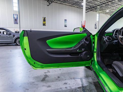 Used 2010 Chevrolet Camaro LT RWD image 38