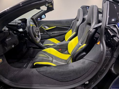 New 2027 McLaren 750S Spider RWD image 6
