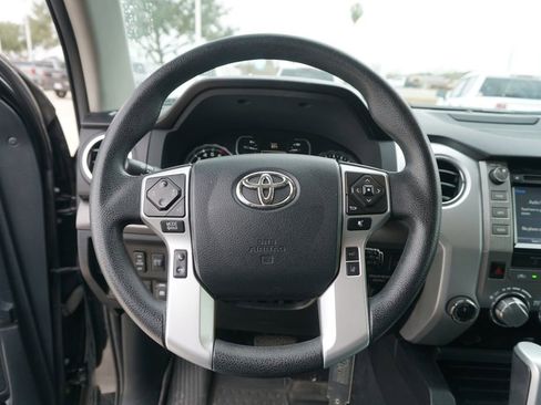 Used 2018 Toyota Tundra SR5 image 21