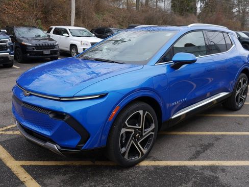 New 2026 Chevrolet Equinox EV LT image 4