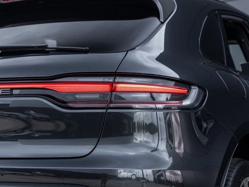 New 2026 Porsche Macan Turbo image 17