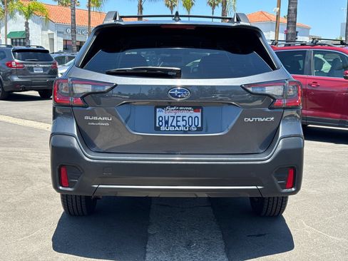 Certified 2022 Subaru Outback Premium AWD/4WD image 9