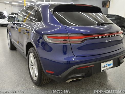 Used 2023 Porsche Macan AWD/4WD image 12