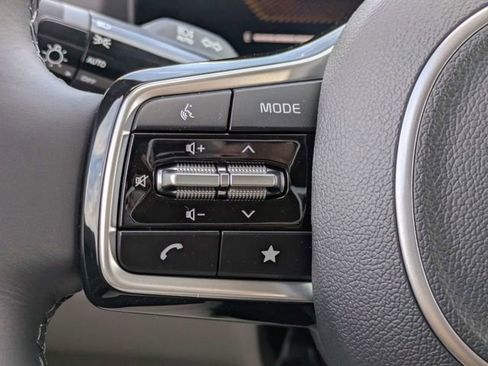 New 2026 Kia Carnival LXS FWD image 26